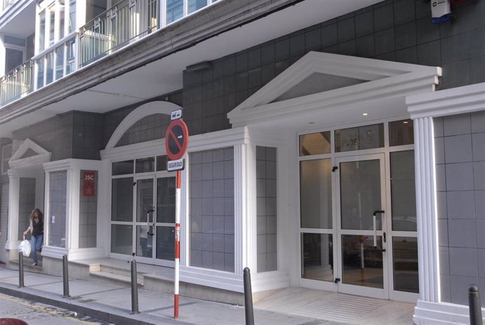 Exterior de la Sede del PSOE de Cantabria. 